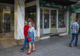 Portal en la avenida del Cid donde sucedieron los hechos.