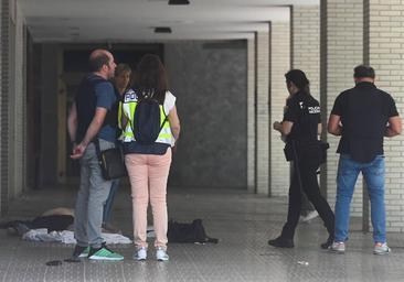 Abatido el atracador de un banco tras un tiroteo en la calle Condesa Mencía de Burgos