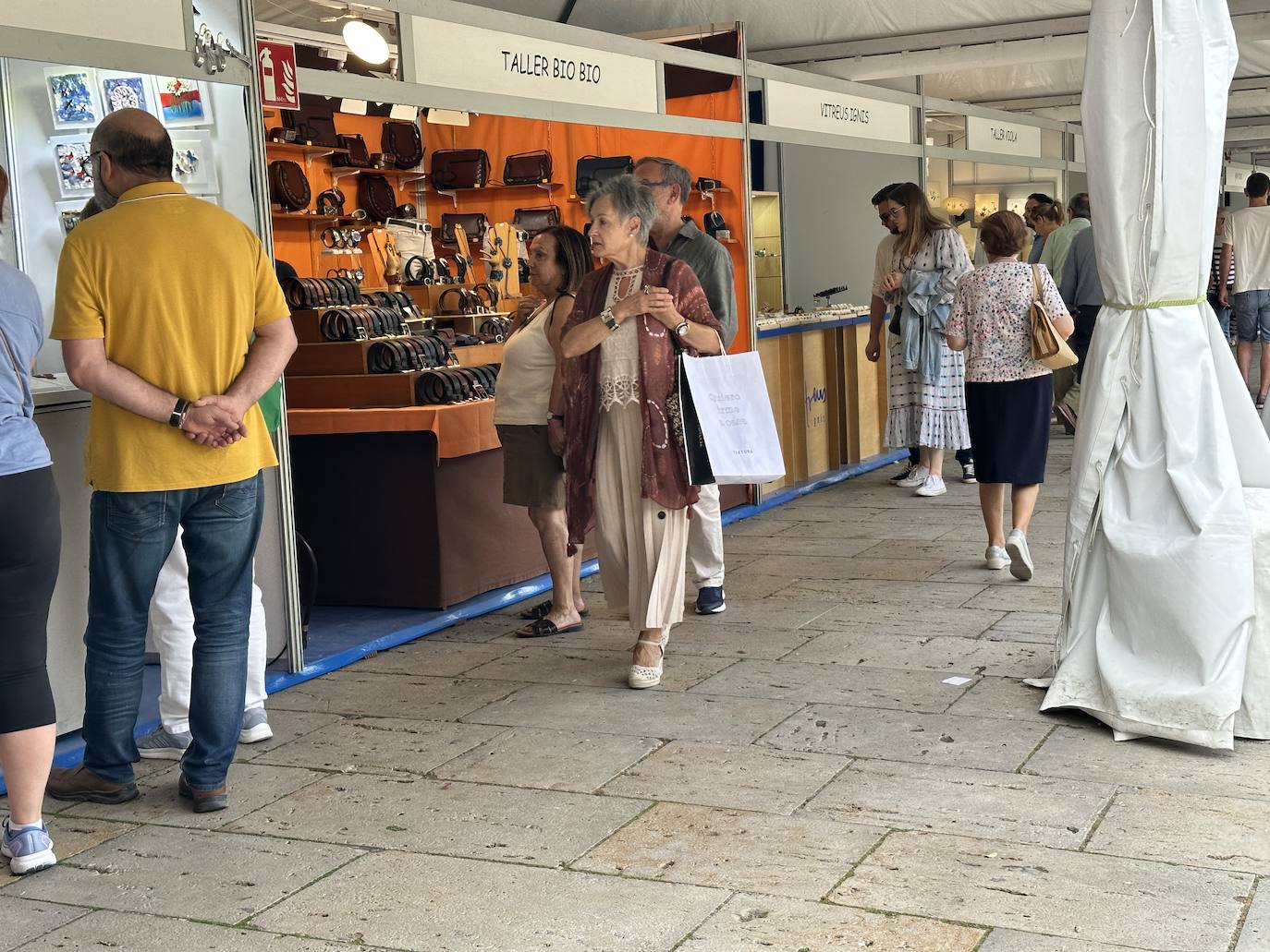 44 artesanos muestran sus trabajos en la Feria Nacional de Oficios Artesanos de Burgos