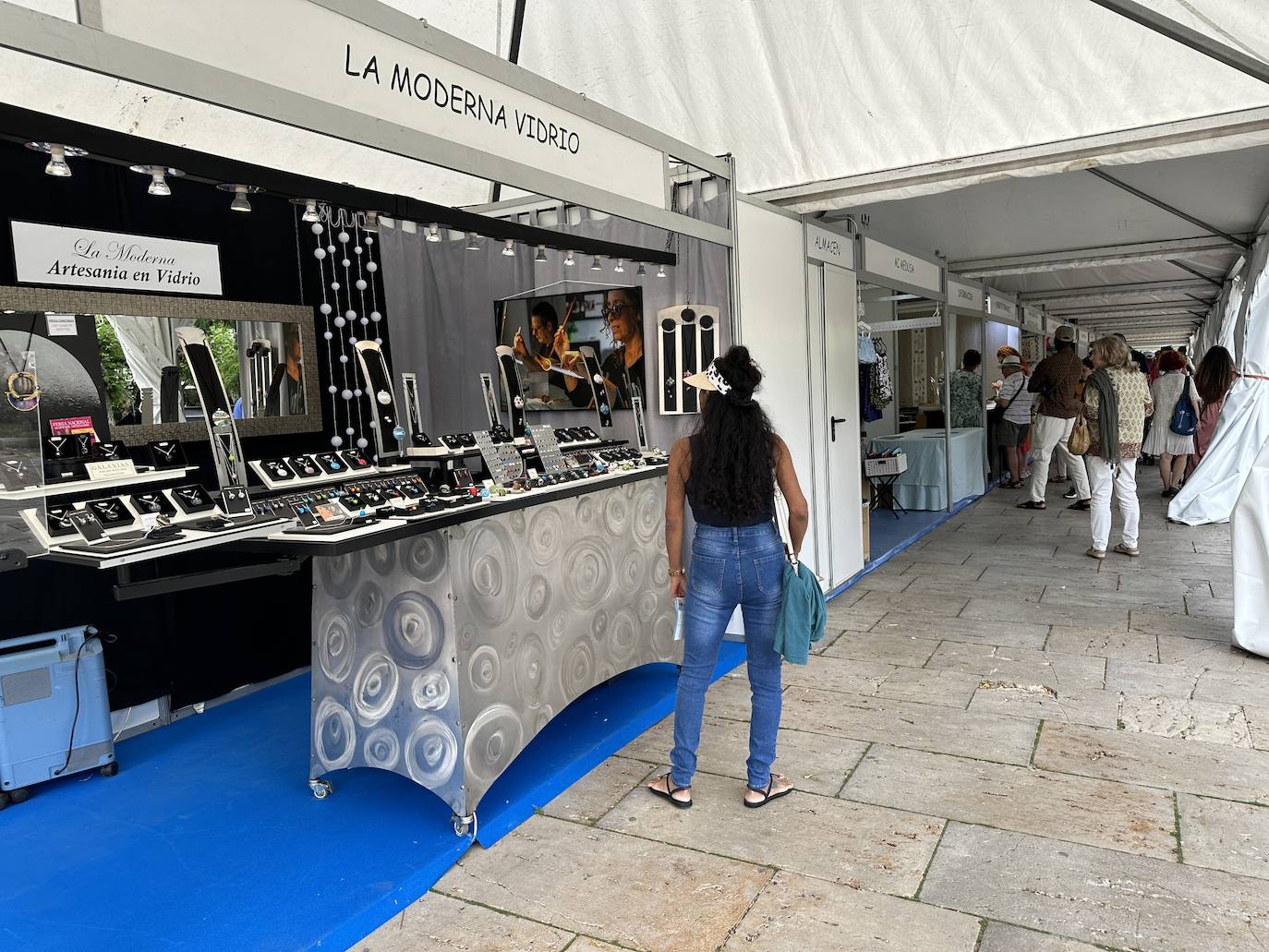 44 artesanos muestran sus trabajos en la Feria Nacional de Oficios Artesanos de Burgos