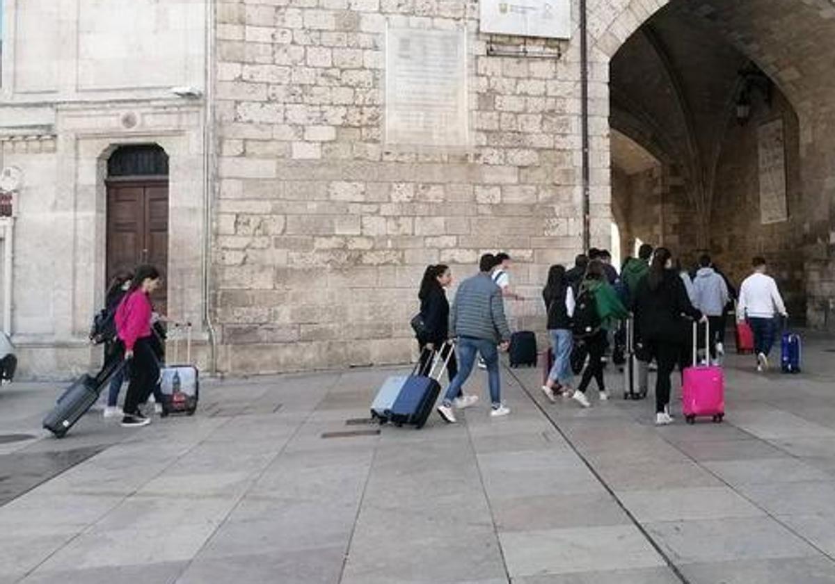 Burgos es un destino turístico nacional elegido por vascos y madrileños.