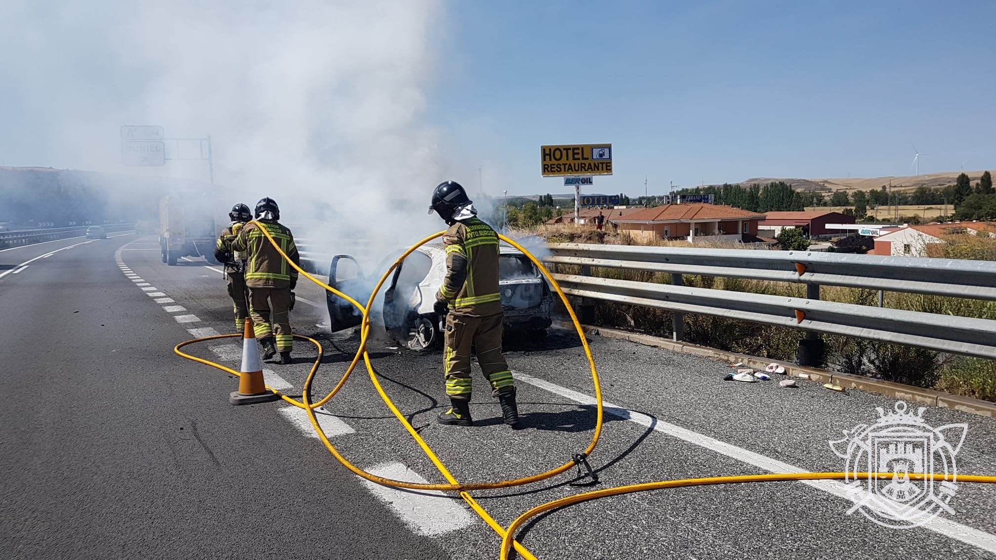 Los Bomberos siguen trabajando en la zona.