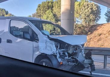 Dos heridos trasladados al HUBU en una colisión entre varios vehículos en la A-1 en Burgos