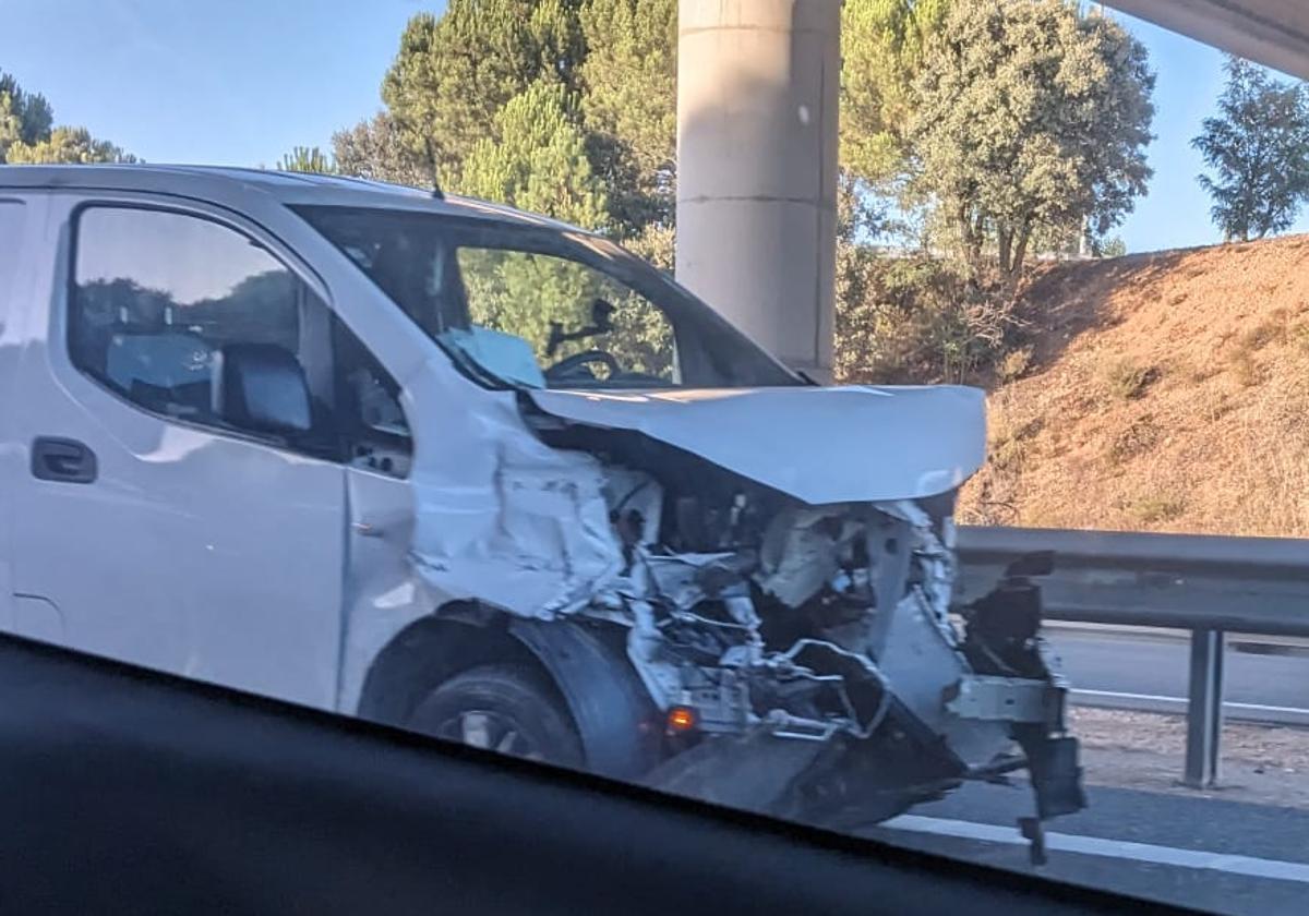 Vehículo implicado en el accidente de la A-1 de Burgos.