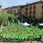 El verde esperanza tiñe Huerta de Rey con la marcha contra el cáncer