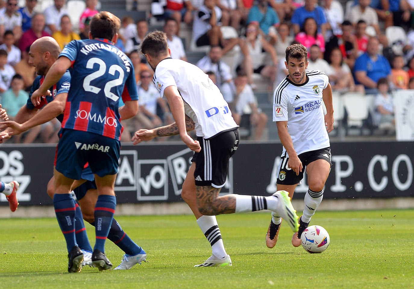 Empate en el estreno liguero del Burgos CF en El Plantío