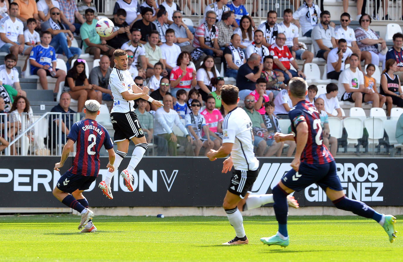 El Burgos CF supera a la SD Eibar
