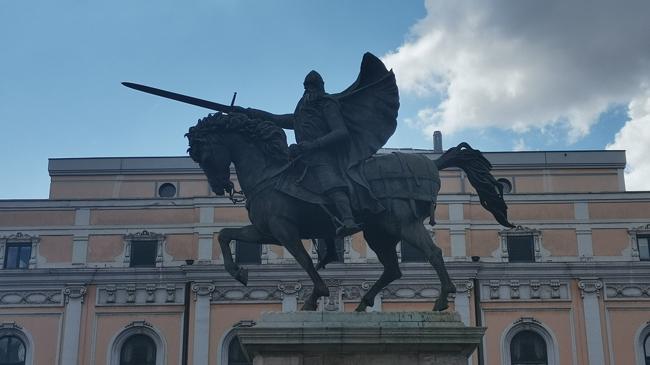 Imagen antes - El parecido de Burgos con una ciudad de &#039;El Señor de los Anillos&#039;