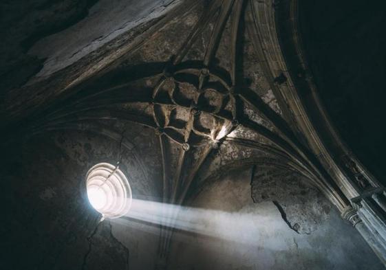 La iglesia de Fuenteodra cuenta con su particular 'milagro de la luz'.