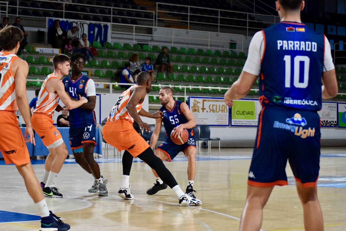 Derrota del Tizona a domicilio ante el Leyma Basquet Coruña