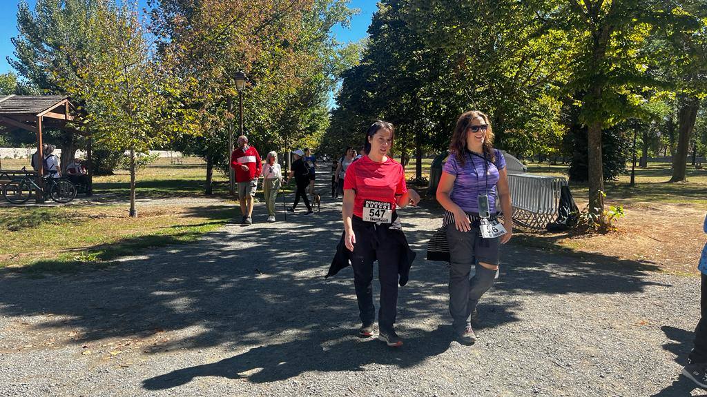 Un millar de burgaleses participan en la Marcha de Peñas solidaria