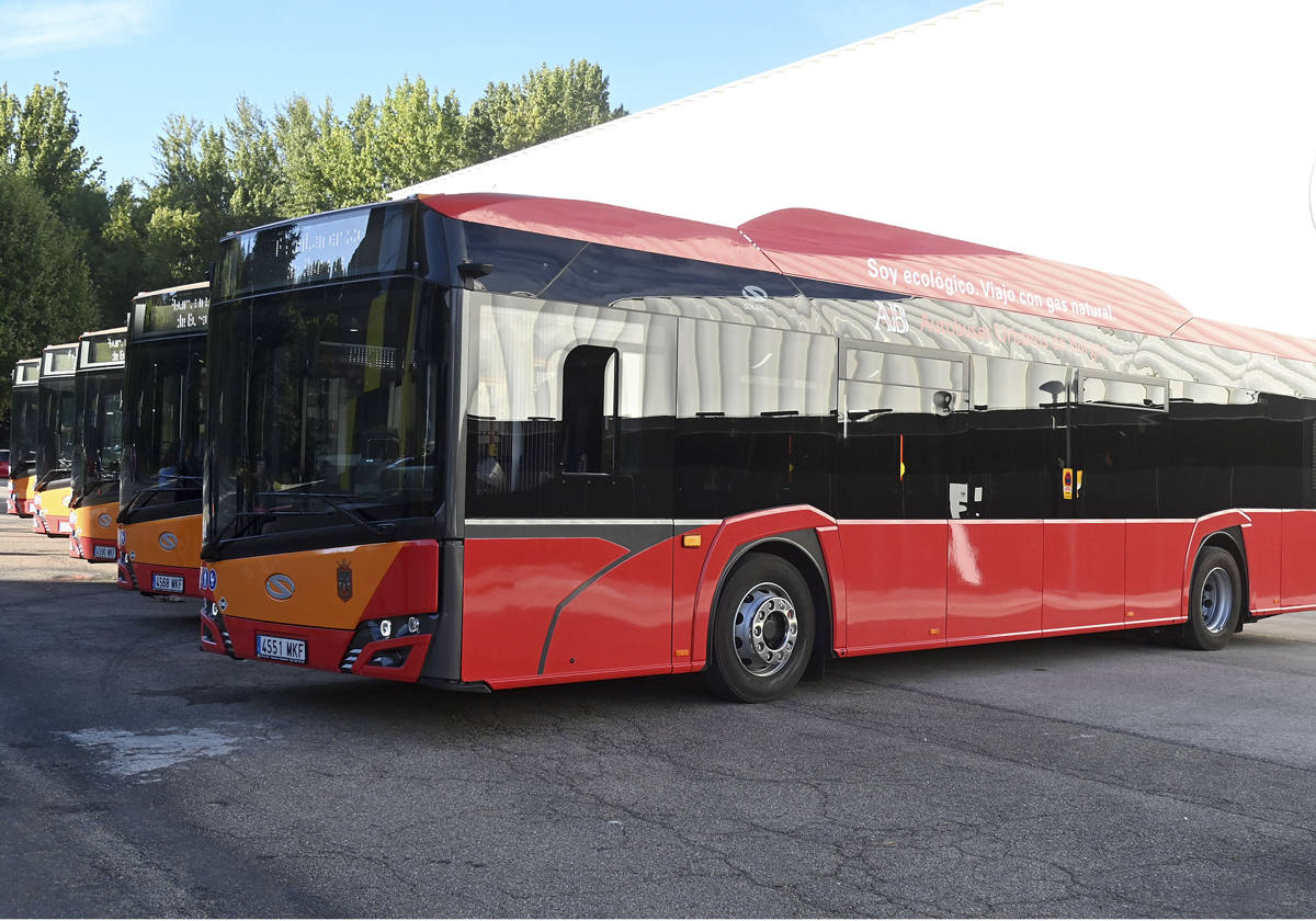 Presentación de los nuevos autobuses.