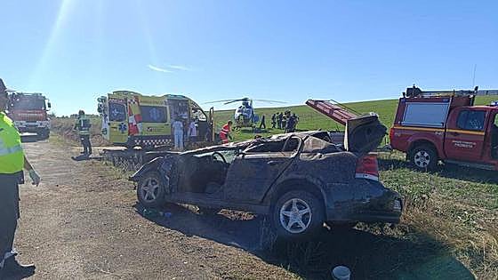 Mueren dos burgaleses en un accidente en Palencia al regresar de un día de pesca