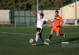 El Burgos CF Promesas no consiguió perforar la defensa del Virgen del Camino leonés en Castañares