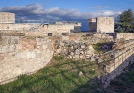 El castillo de Burgos es uno de los bienes de interés cultural de la provincia más conocidos.