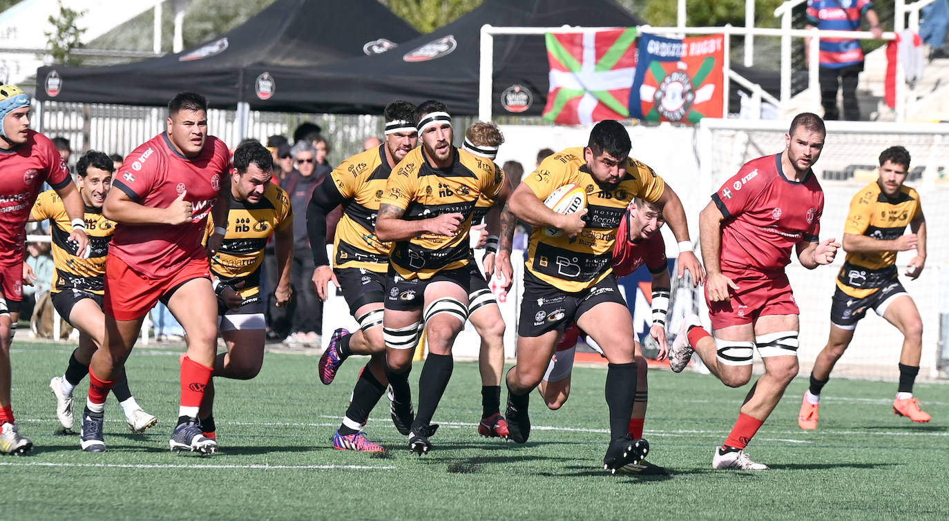 El Recoletas Burgos Caja Rural impone su ley en San Amaro