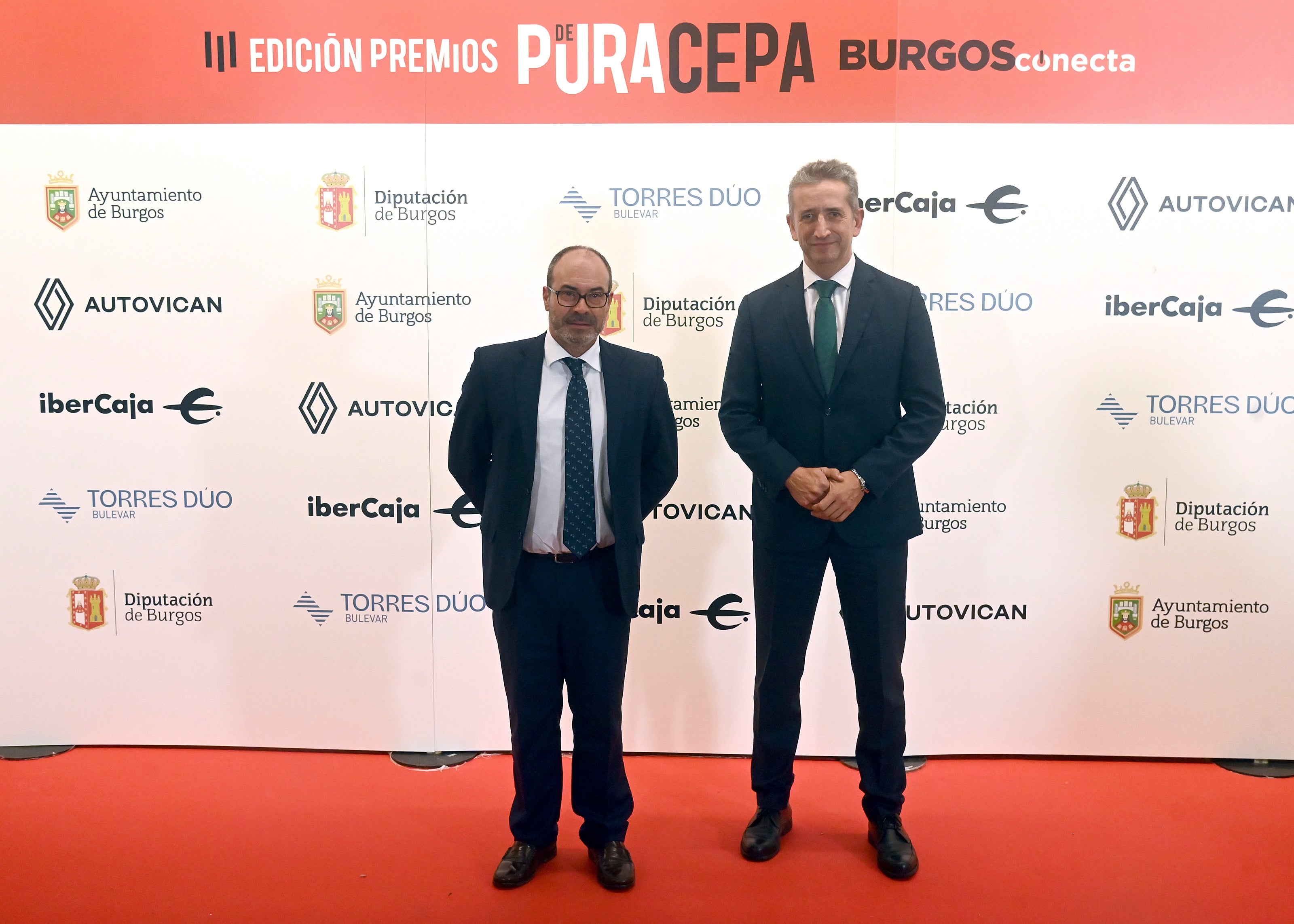 Fernando Carpintero (director territorial Reale), Pedro Bringas (director de sucursal)