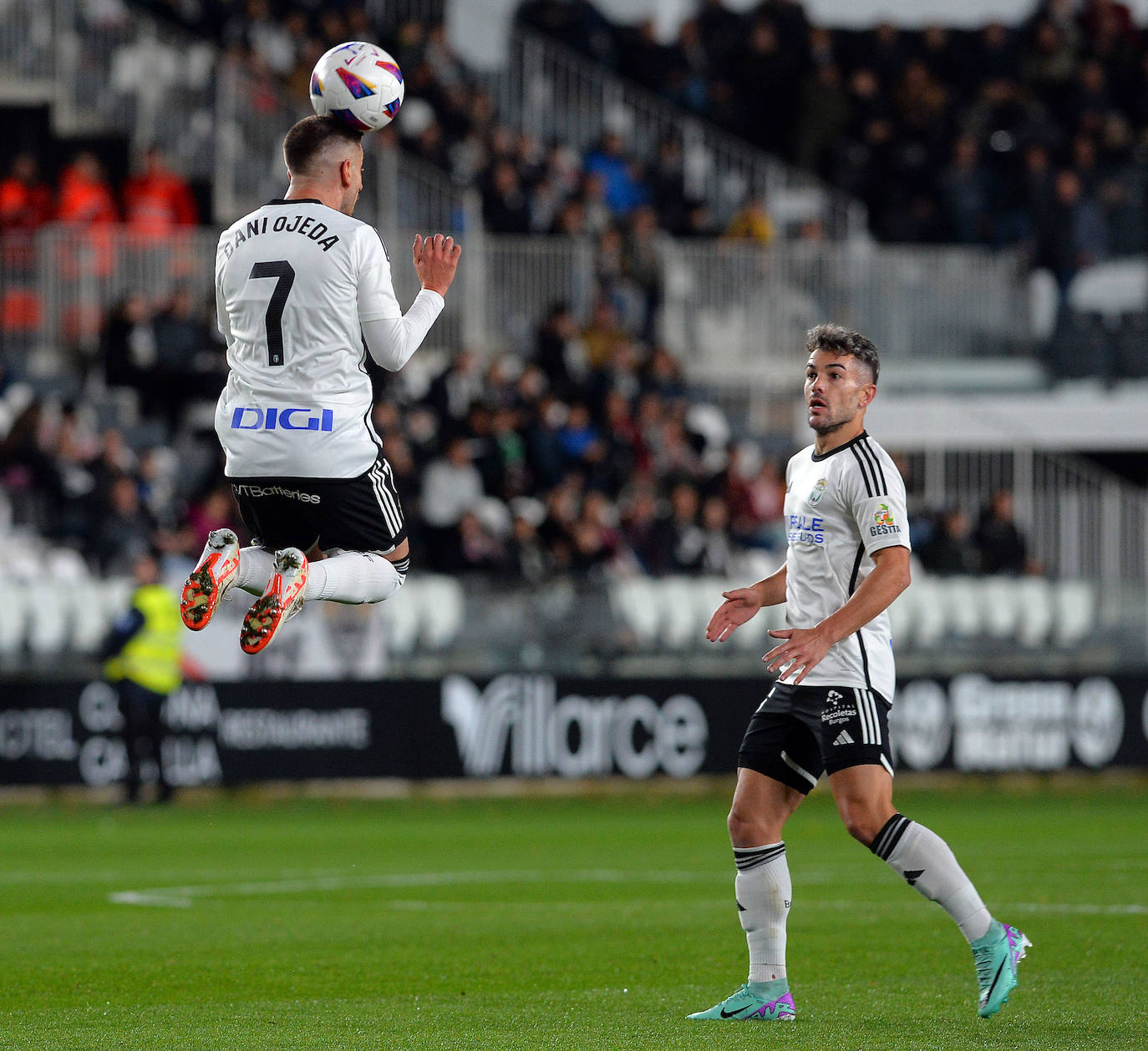 El empate del Burgos CF frente al Zaragoza, en imágenes