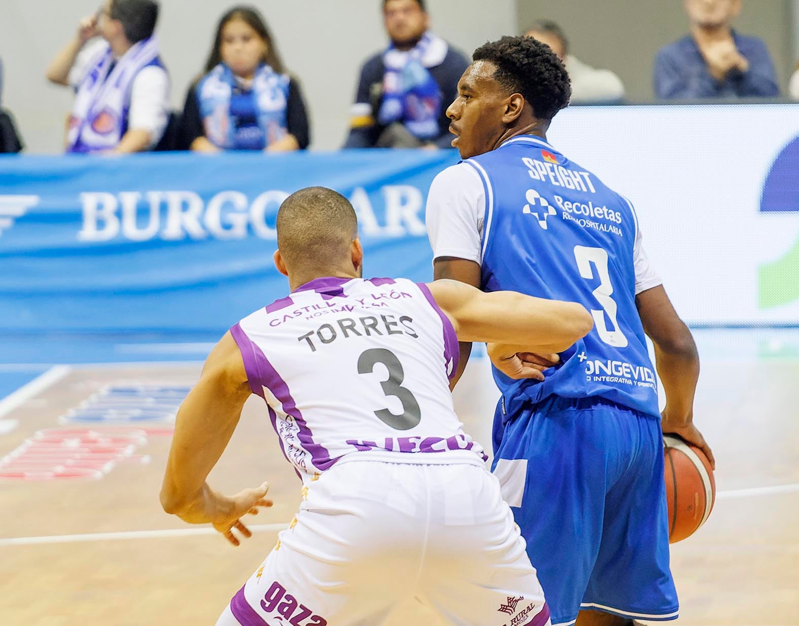 El Longevida San Pablo Burgos acumula su cuarta victoria frente al UEMC Real Valladolid