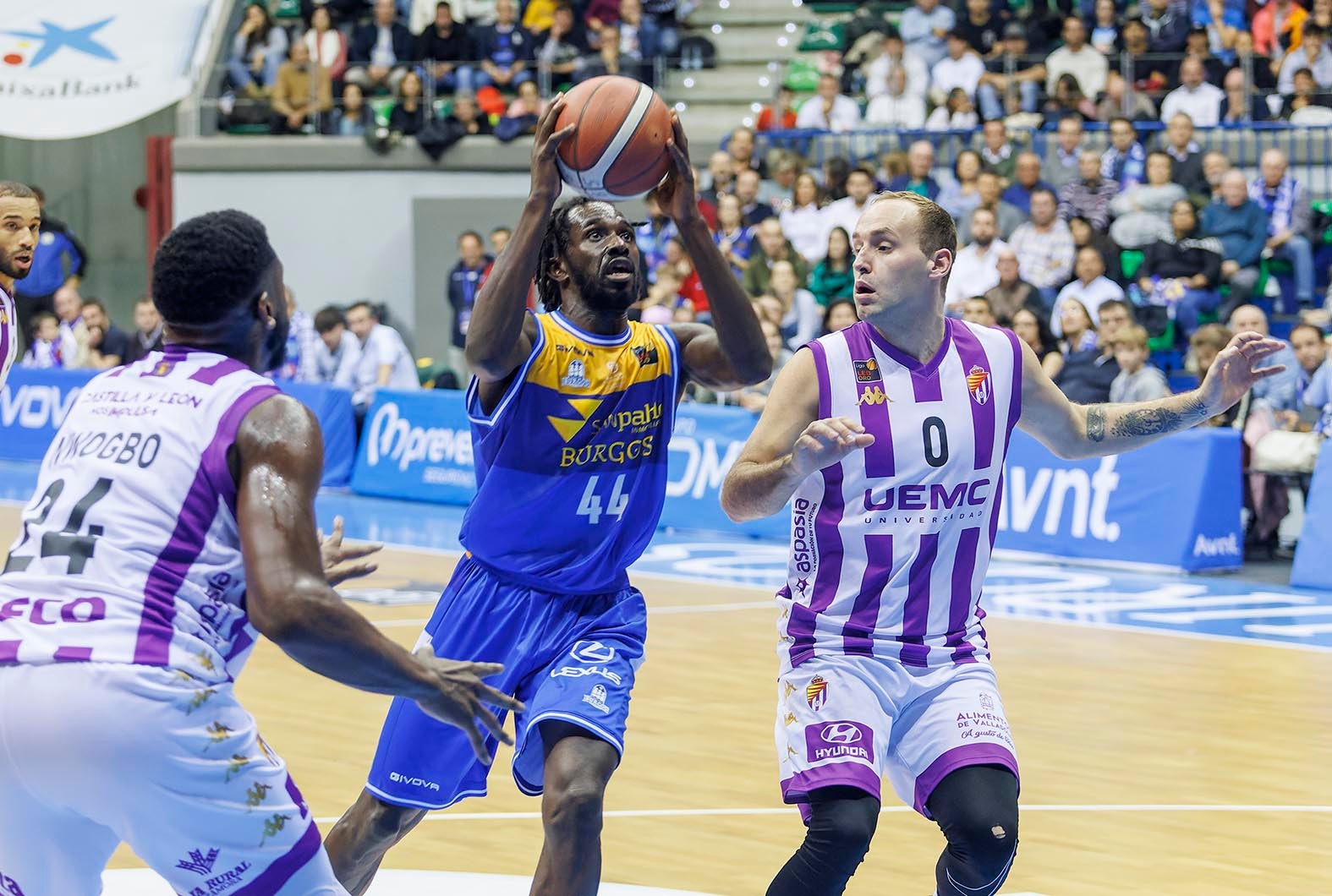 El Longevida San Pablo Burgos acumula su cuarta victoria frente al UEMC Real Valladolid