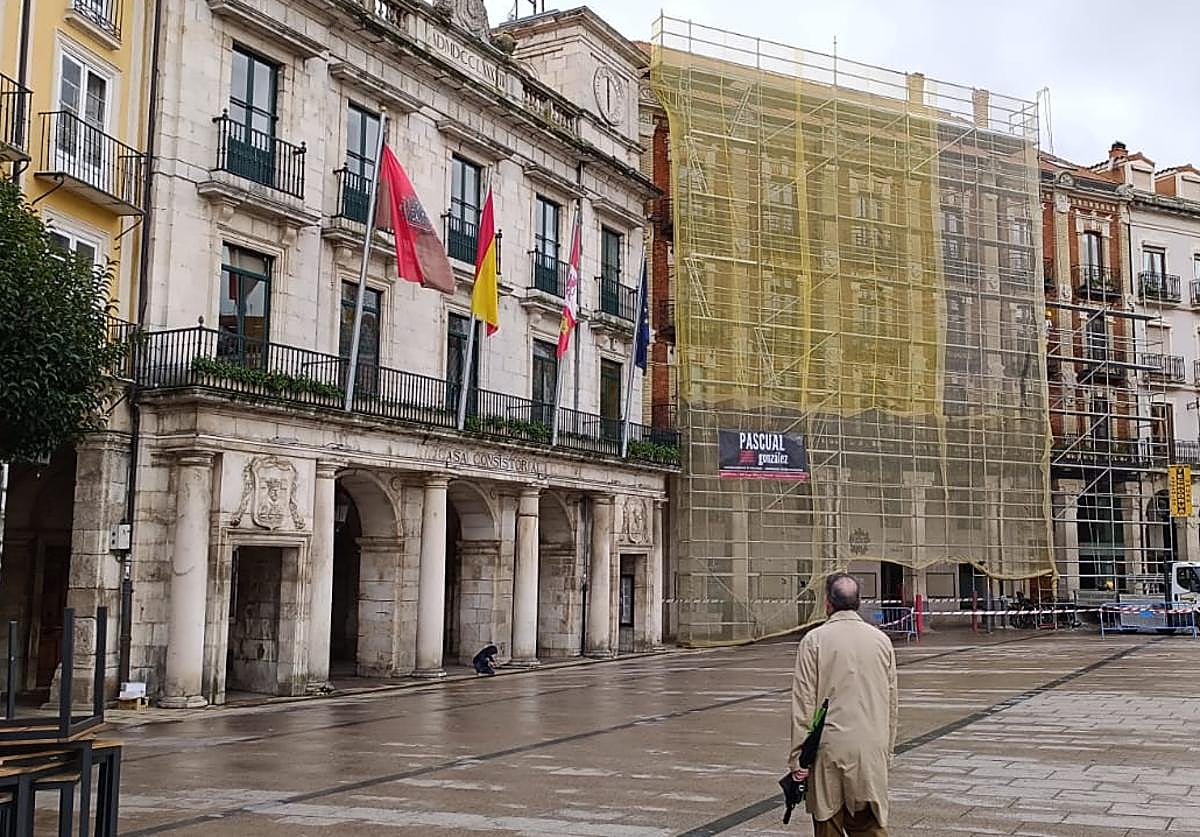 El Ayuntamiento de Burgos ha solicitado 117.000 euros para contratar a cinco jóvenes desempleados.