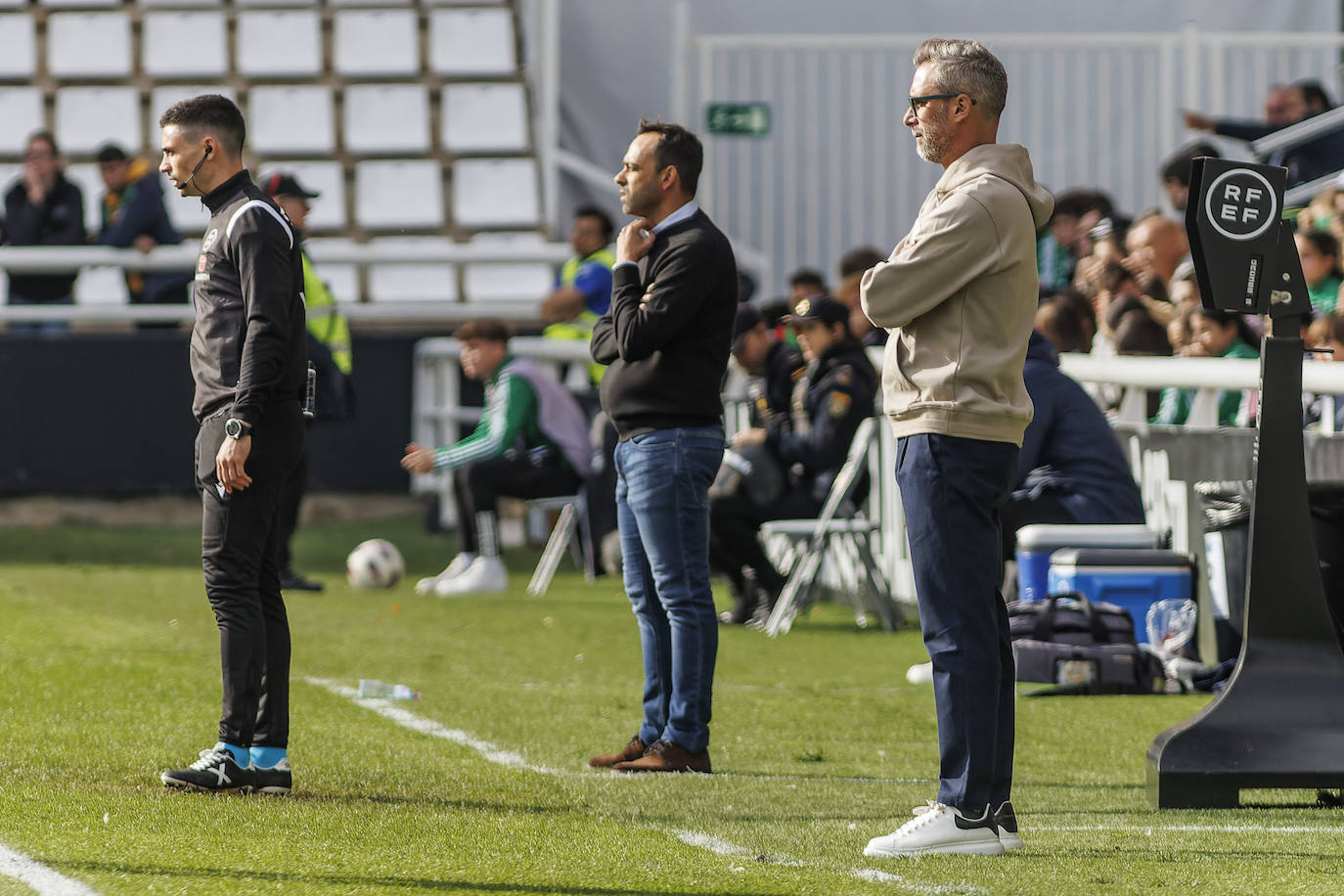 El Burgos CF tira de orgullo para tumbar al Alcorcón