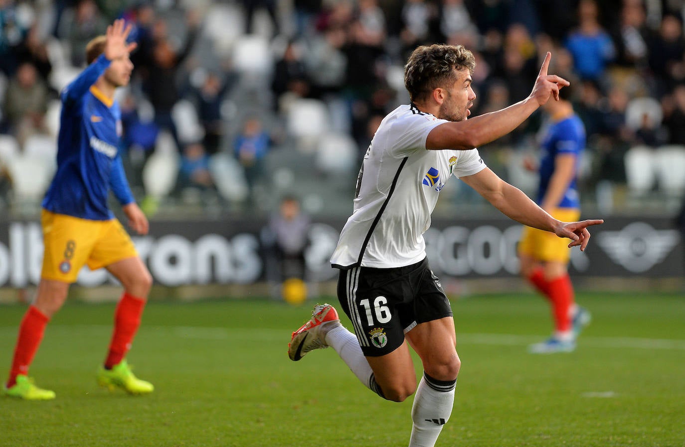 El Burgos CF no puede pasar del empate ante el Andorra