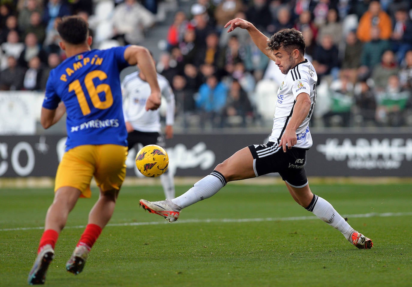 El Burgos CF no puede pasar del empate ante el Andorra