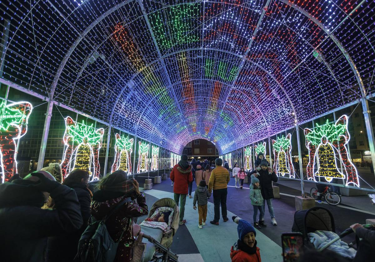 Encendido de luces de Navidad en Burgos.