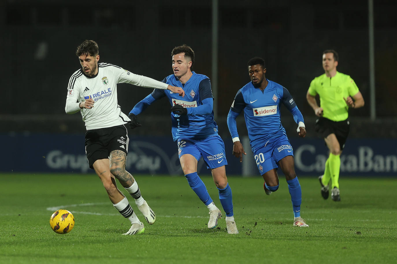 La primera victoria del Burgos CF a domicilio, en imágenes