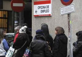 El número de parados aumentó en Burgos en 341 personas, un 2,33% más