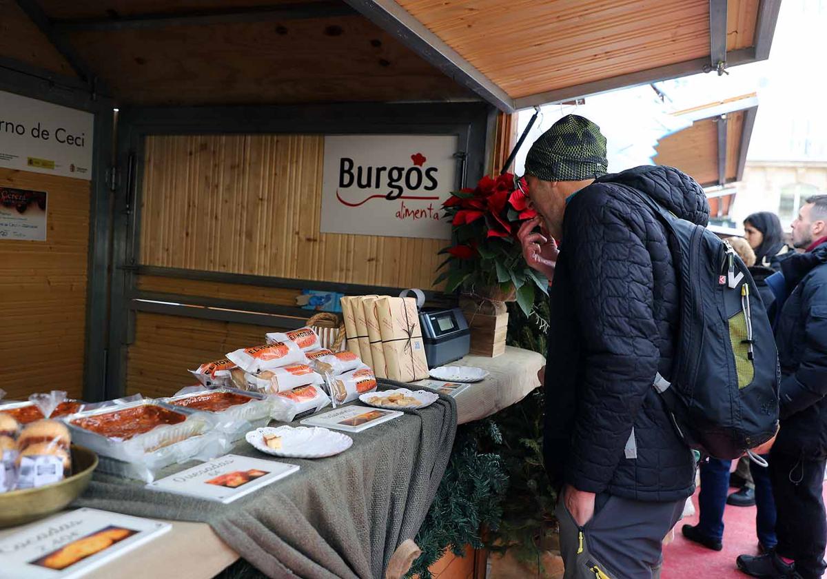 Así es el mercado navideño de Burgos Alimenta