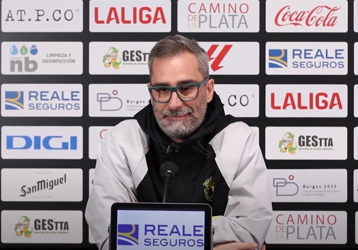 Jon Pérez Bolo en la sala de prensa de El Plantío.