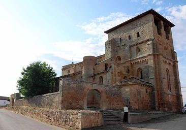 El antes y después en la recuperación de la 'catedral' del páramo burgalés