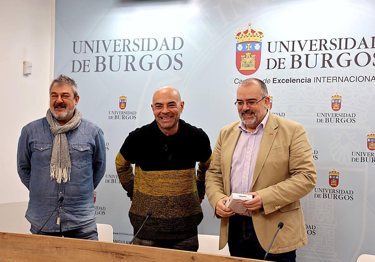 Donación de las entrevistas originales del documental 'Huérfanos del Olvido'.