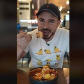 El influencer 'Cenando con Pablo' viraliza los platos de un restaurante de Burgos