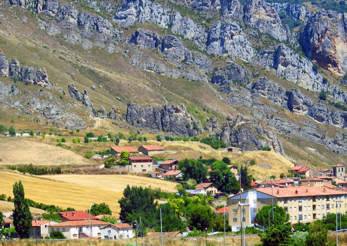 Imagen secundaria 1 - Pancorbo proyecta su futuro en la atención social y el turismo familiar