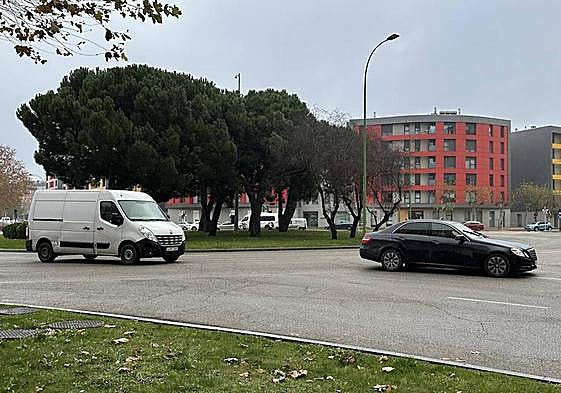 Circulación del tráfico en la Glorieta de Bilbao de Burgos