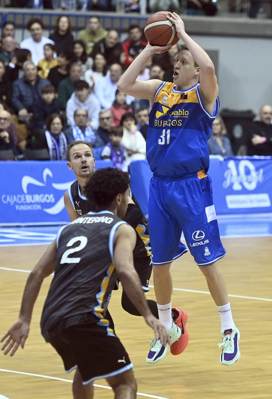 El partido del San Pablo Burgos frente al Estudiantes, en imágnes