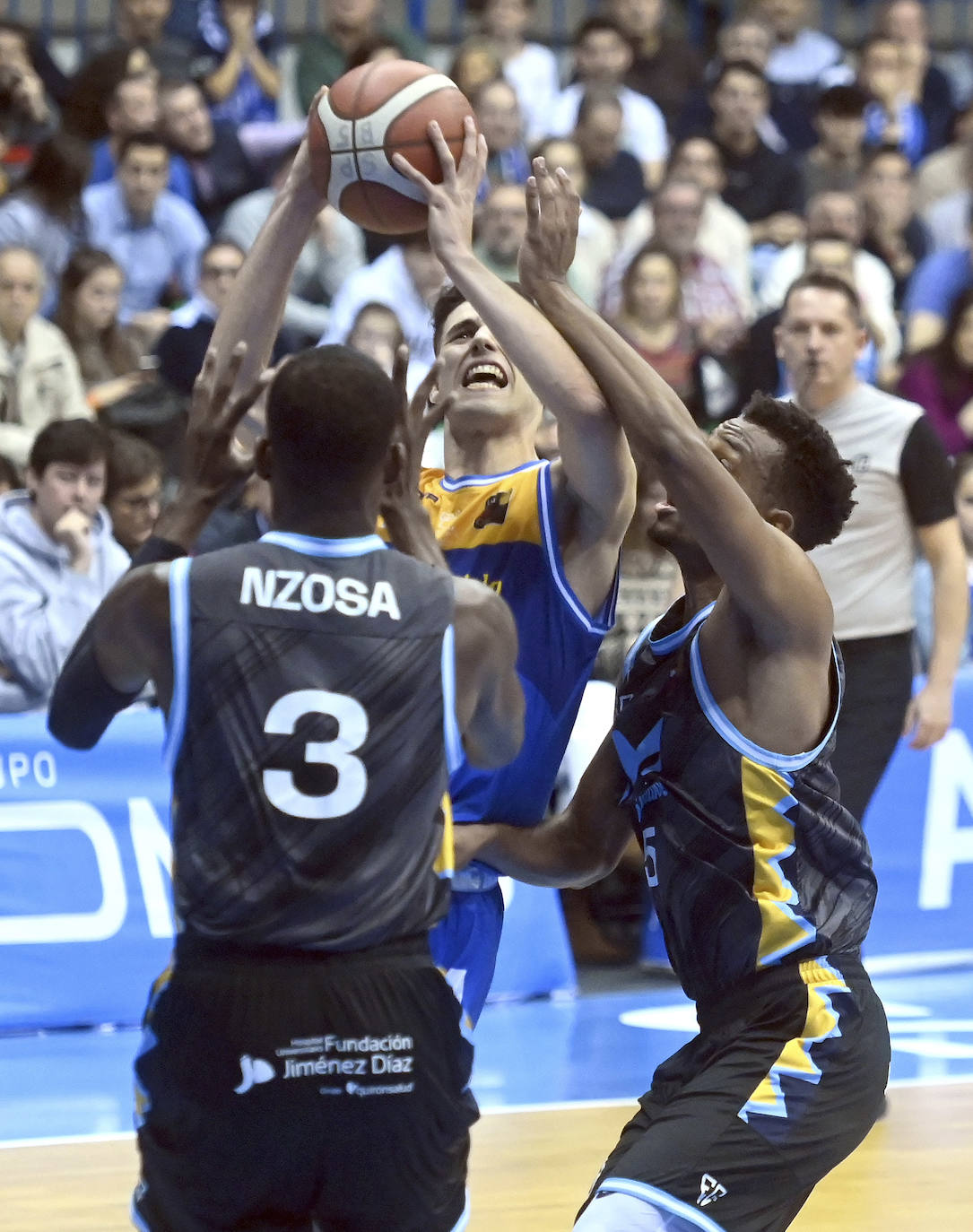 El partido del San Pablo Burgos frente al Estudiantes, en imágnes