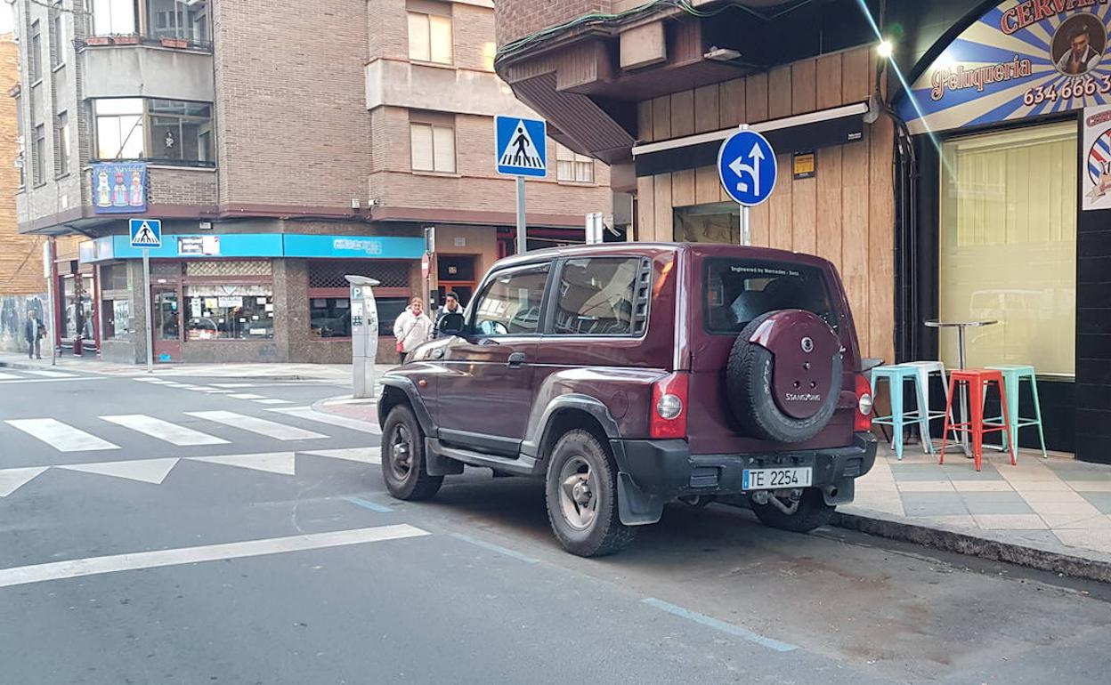 Las terrazas ya comienzan a estar ocupadas por vehículos