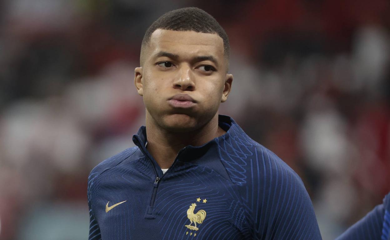 Kylian Mbappé, antes de un partido de la selección francesa. 