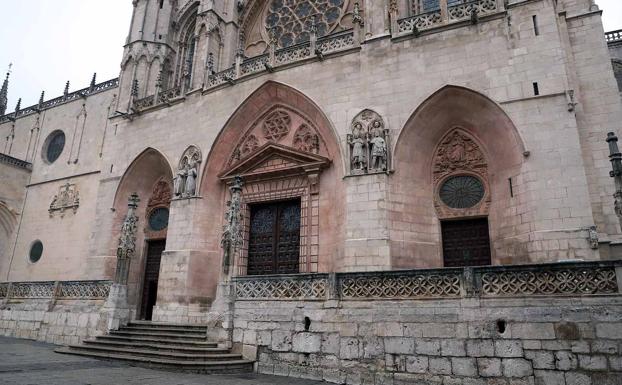 Icomos pregunta a la Junta por la evaluación de impacto patrimonial sobre las puertas de la Catedral