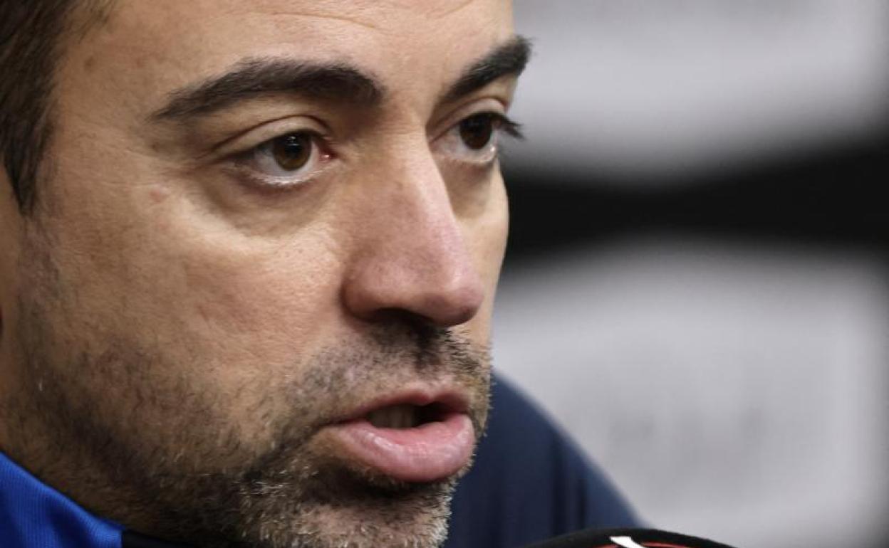 Xavi en rueda de prensa.