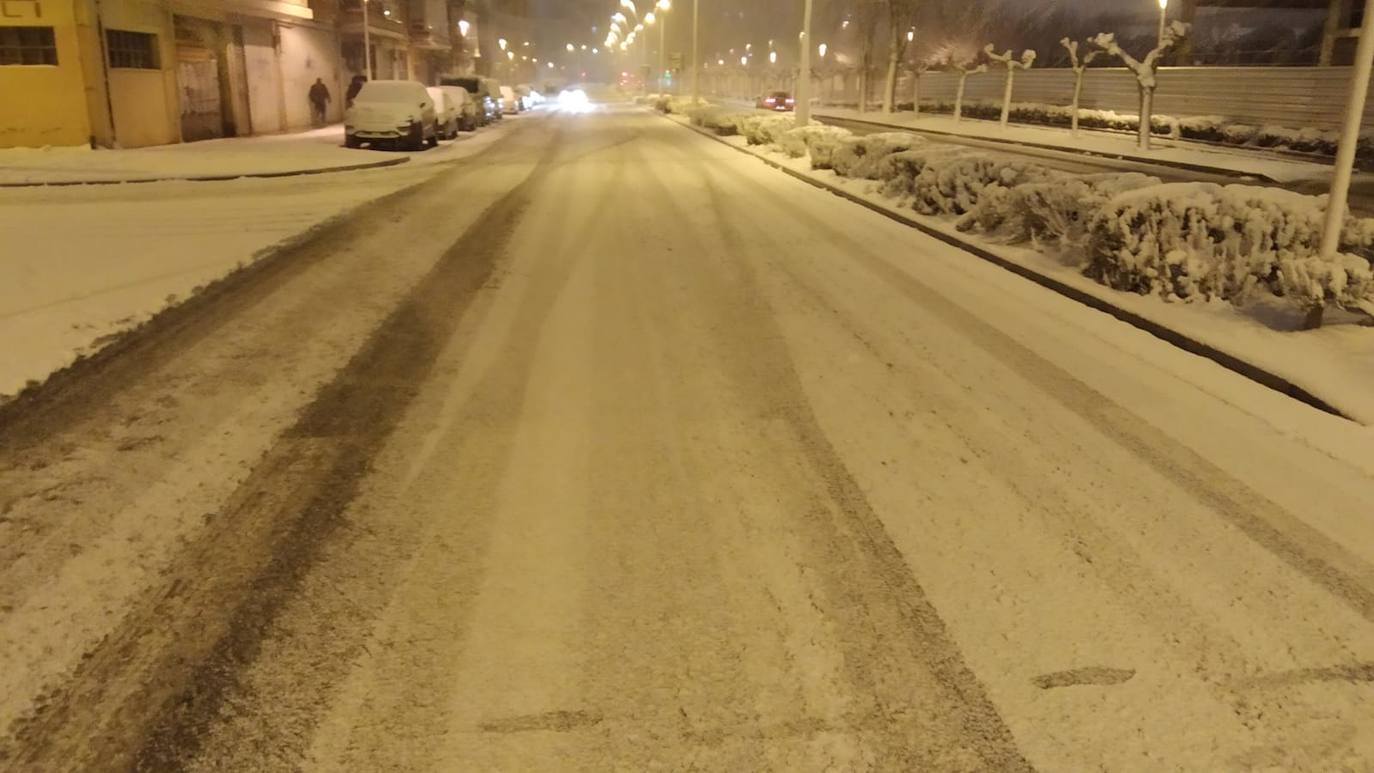 Las nevadas se han echo notar a última hora de la tarde en la capital burgalesa