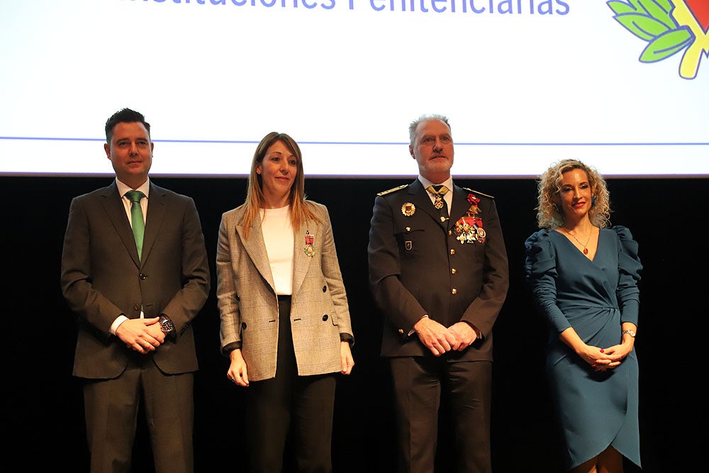 Fotos: La Policía Local de Burgos entrega distinciones y reconocimientos por el Patrón de 2023