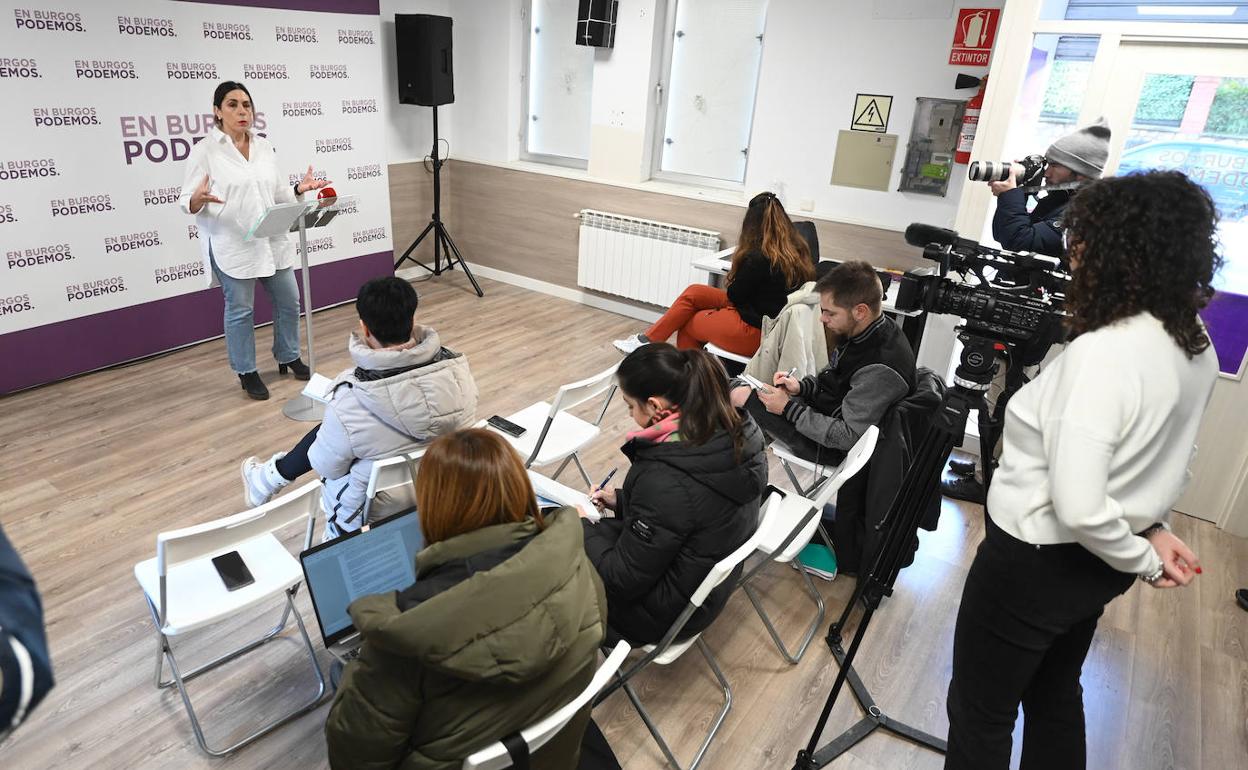Podemos Burgos ha presentado a Marga Arroyo como su candidata a la Alcaldía de Burgos. 