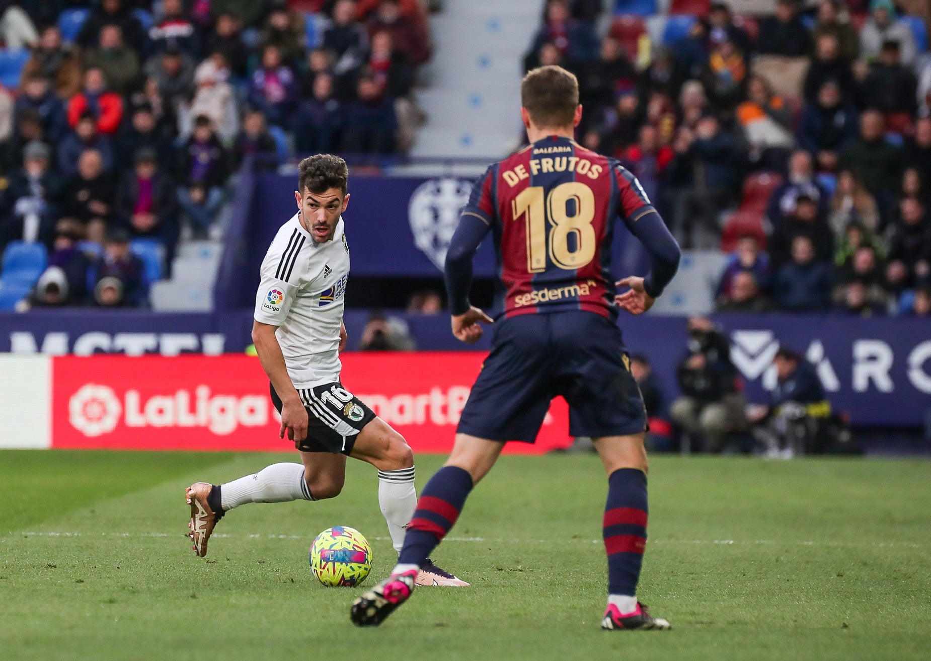 Fotos: El Burgos CF cae ante el Levante UD