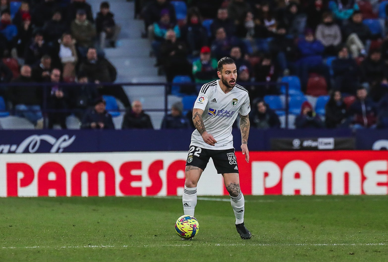 Fotos: El Burgos CF cae ante el Levante UD