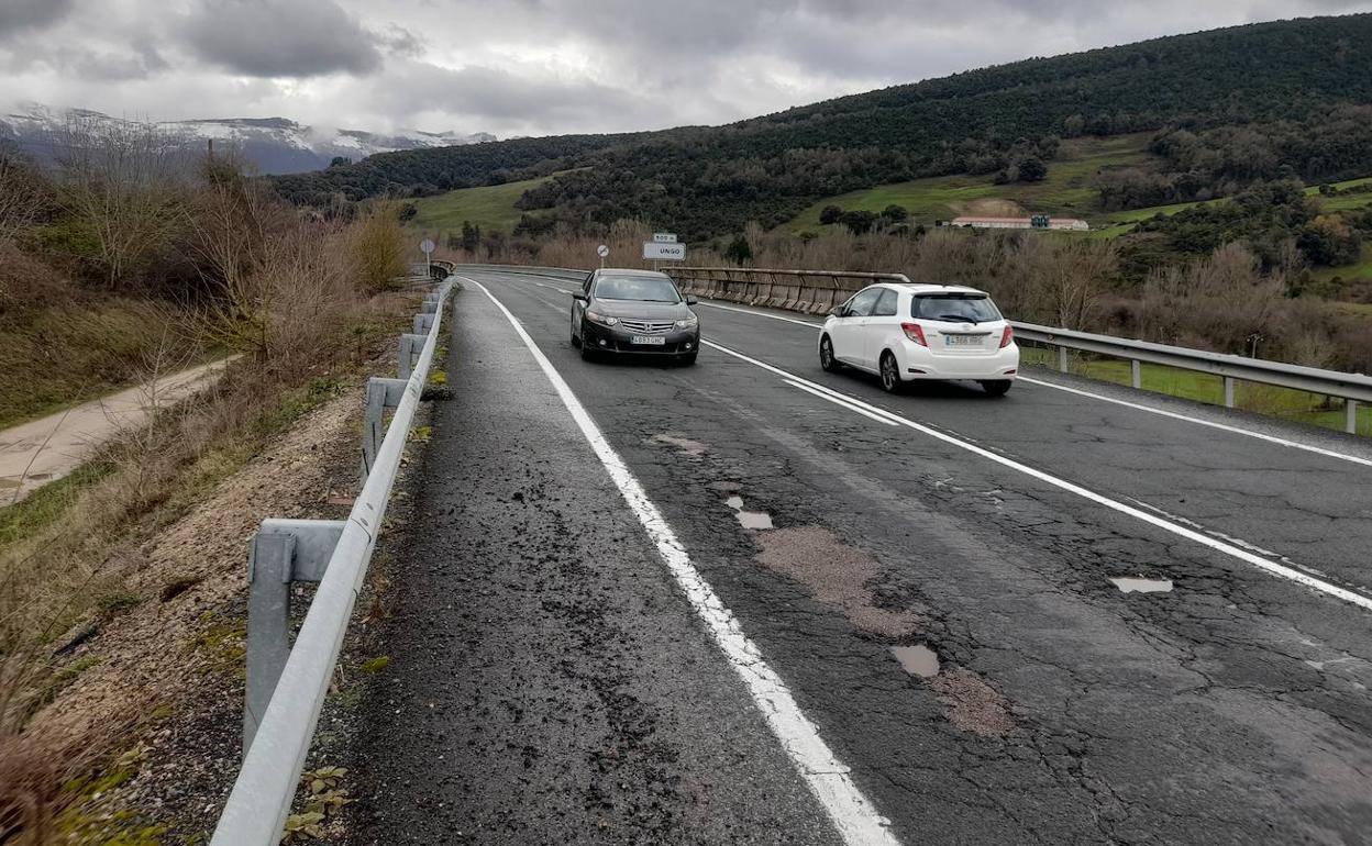 Estado de la carretera CL-629 en el Valle de Mena.